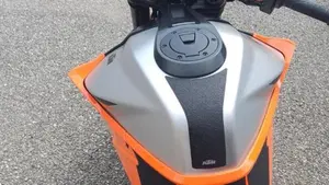KTM 1290 Super Duke R (2021 - 23)  (4)