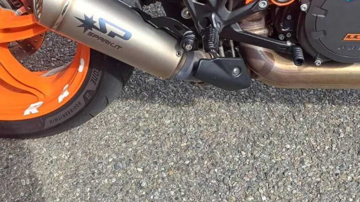 KTM 1290 Super Duke R (2021 - 23)  (5)