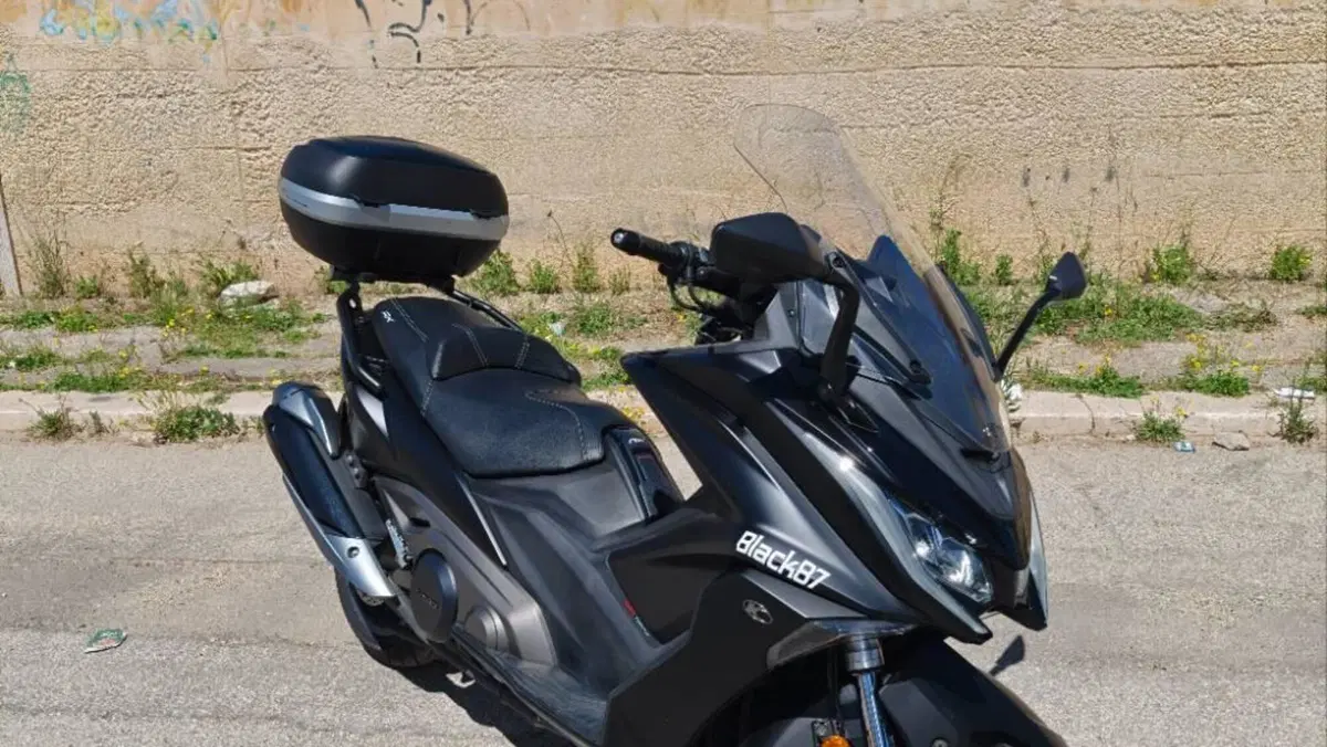 Kymco AK 550 ETS (2021 - 26)  (3)