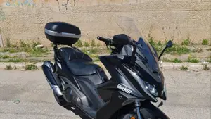 Kymco AK 550 ETS (2021 - 26)  (3)