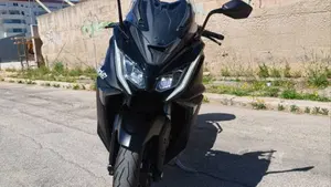 Kymco AK 550 ETS (2021 - 26)  (5)