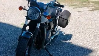 Triumph Bonneville T100 (2021 - 25) usata