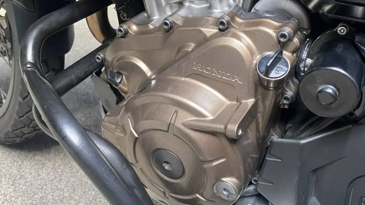 Honda Africa Twin CRF 1000L DCT ABS (2016 - 17)  (4)