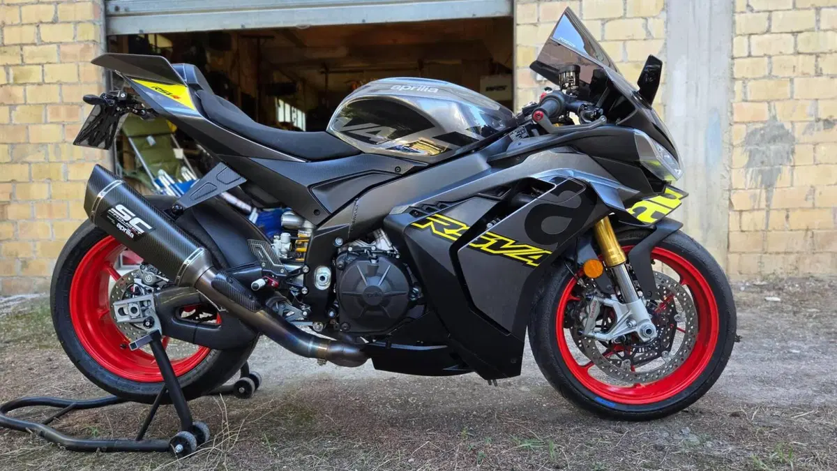 Aprilia RSV4 1100 (2025 - 26)  (2)