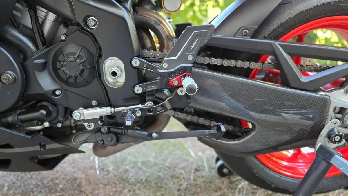 Aprilia RSV4 1100 (2025 - 26)  (3)