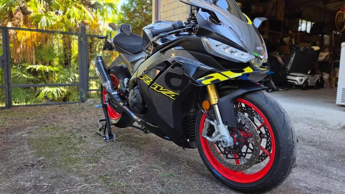 Aprilia RSV4 1100 (2025 - 26)  (5)