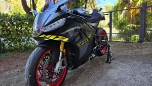 Aprilia RSV4 1100 (2025 - 26)  (6)