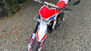 Fantic Motor Motard 125 M Performance 4t (2019)  (7)
