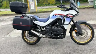 Honda Transalp XL750 (2025)