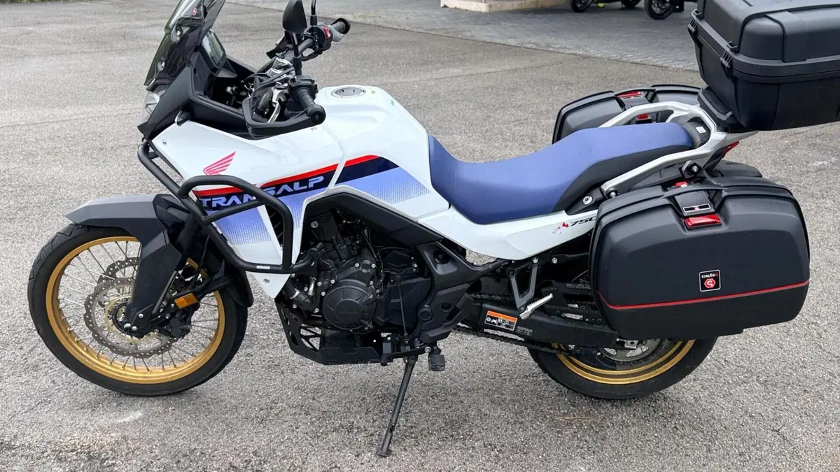 Honda Transalp XL750 (2025)  (5)