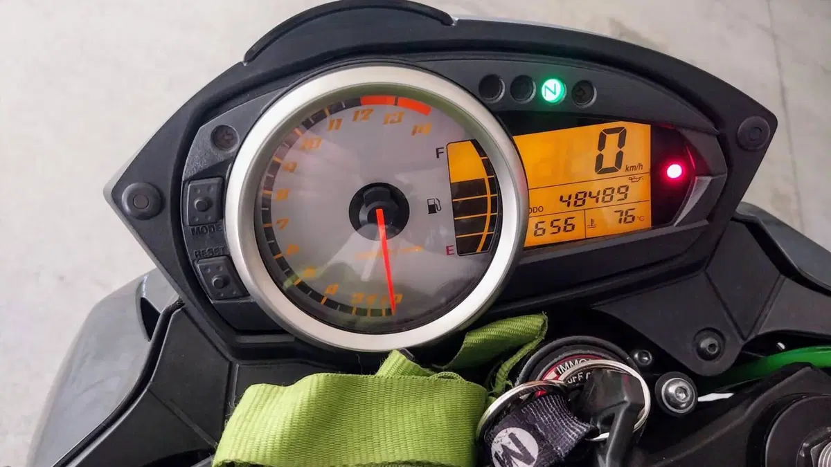 Kawasaki Z 750 (2007 - 14)  (3)