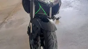 Kawasaki Z 750 (2007 - 14)  (6)