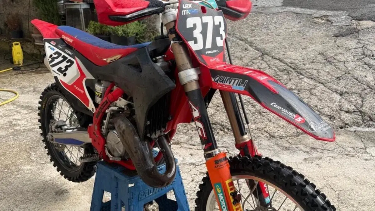 GASGAS MC 125 (2023)  (2)
