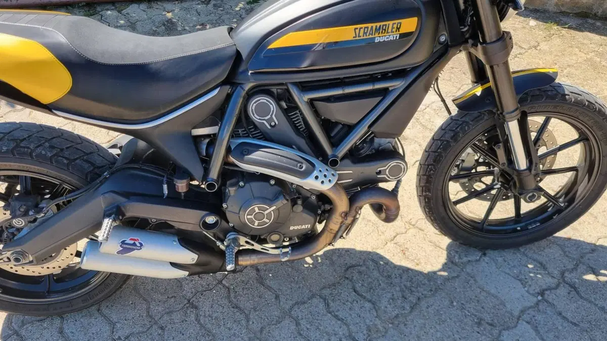 Ducati Scrambler 800 Full Throttle (2015 - 16)  (6)