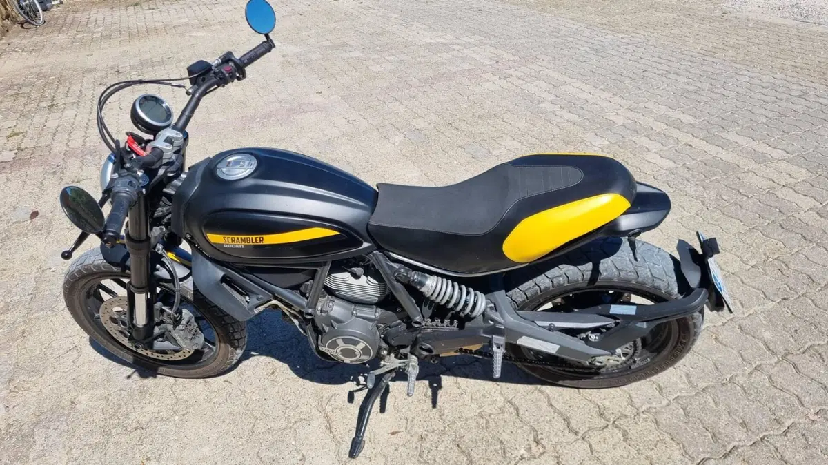Ducati Scrambler 800 Full Throttle (2015 - 16)  (2)