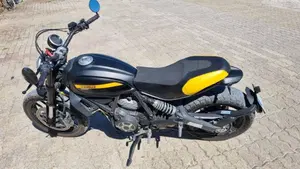 Ducati Scrambler 800 Full Throttle (2015 - 16)  (2)
