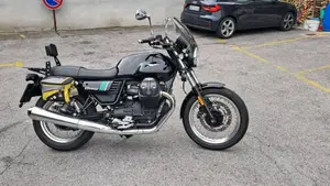 Moto Guzzi V7 III Special (2017 - 20)  (4)