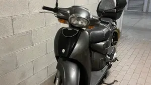 Aprilia Scarabeo 100 (2002 - 06)  (2)