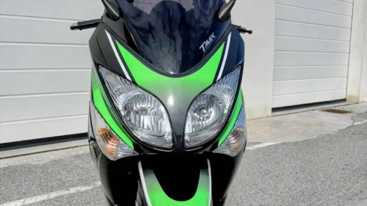 Yamaha T-Max 500 (2008 - 12)  (4)