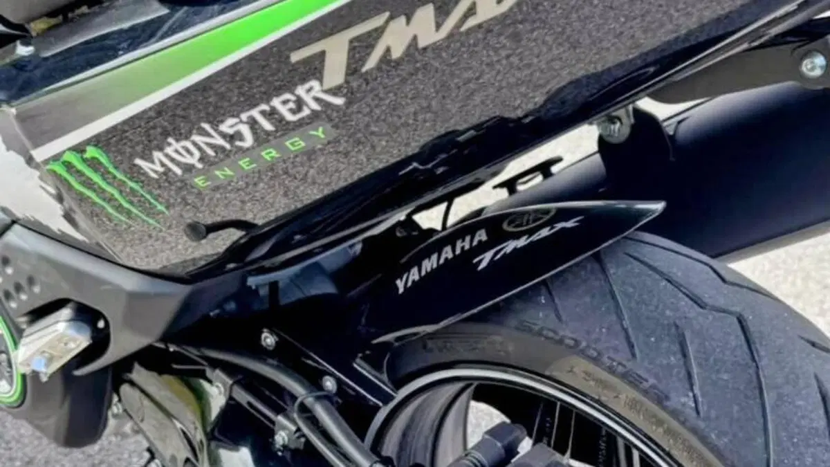 Yamaha T-Max 500 (2008 - 12)  (7)