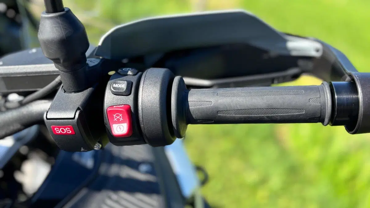 Bmw R 1300 GS Adventure Triple Black (2025 - 26)  (6)