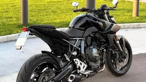Suzuki GSX-8S (2023 - 24)  (3)