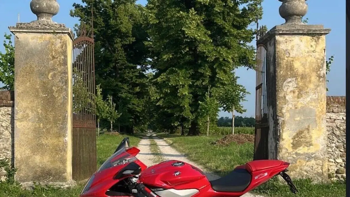 MV Agusta F3 800 EAS ABS (2013 - 17) 