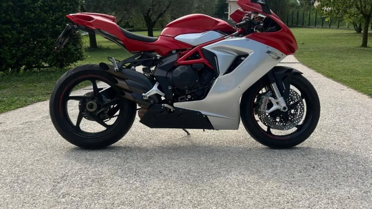 MV Agusta F3 800 EAS ABS (2013 - 17)  (3)