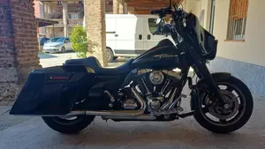 Harley-Davidson 1584 Street Glide (2008 - 10) - FLHX  (6)