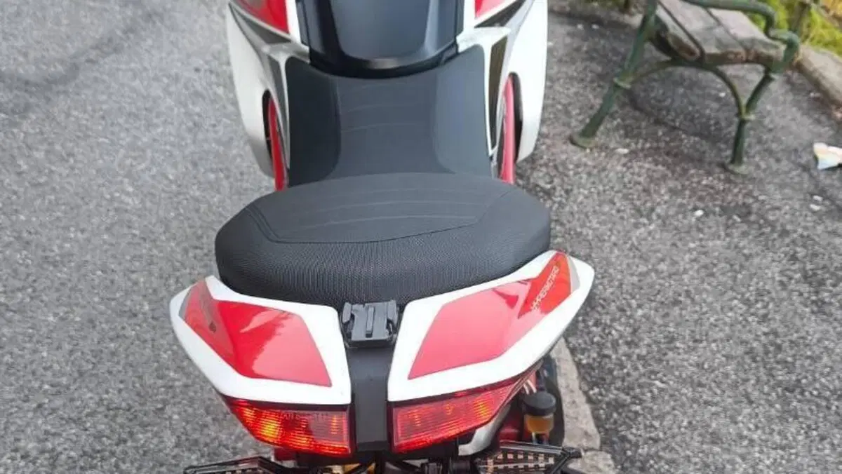 Ducati Hypermotard 821 SP (2013 - 15)  (3)