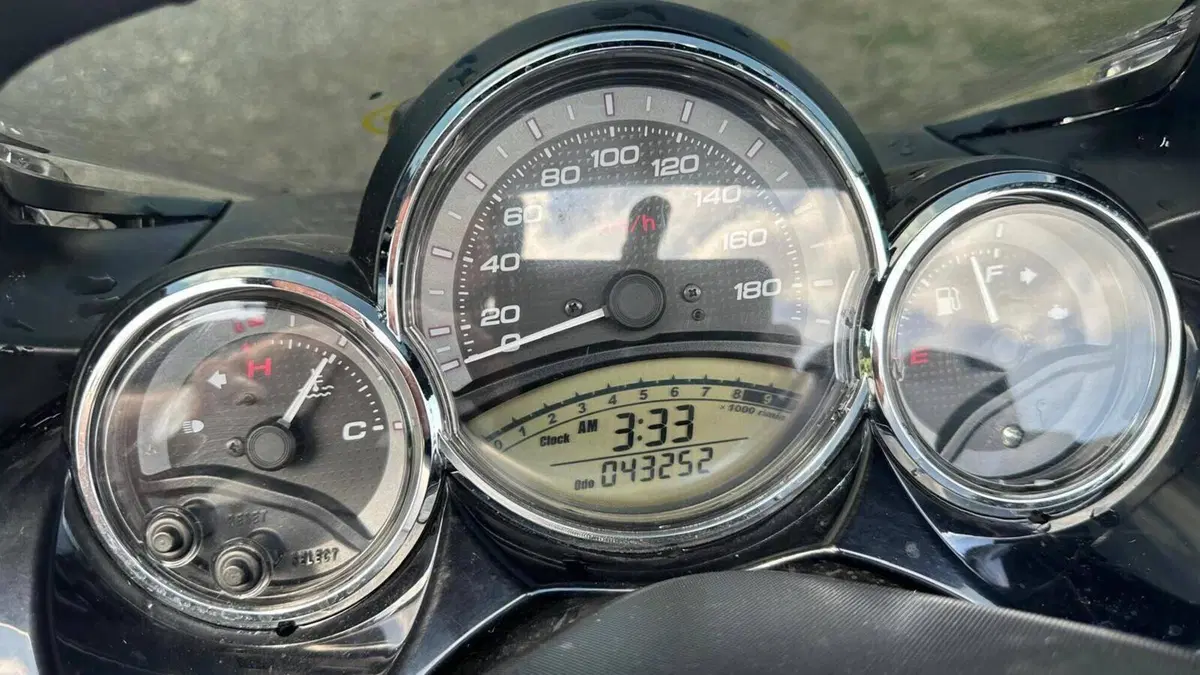 Yamaha T-Max 500 (2008 - 12)  (5)