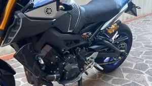 Yamaha MT-09 SP (2018 - 20)  (2)