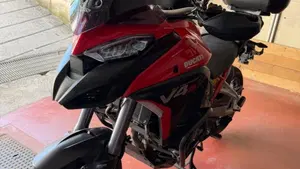 Ducati Multistrada V4 S (2021 - 24)  (6)