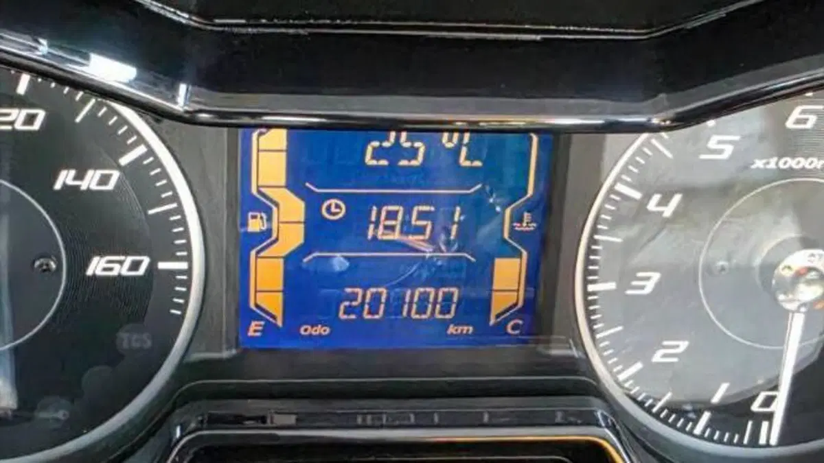 Yamaha X-Max 300 (2021 - 24)  (9)