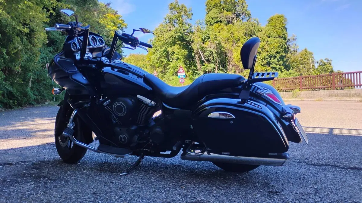 Kawasaki Vulcan VN 1700 Voyager ABS Custom (2011 - 14)  (2)