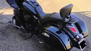 Kawasaki Vulcan VN 1700 Voyager ABS Custom (2011 - 14)  (7)