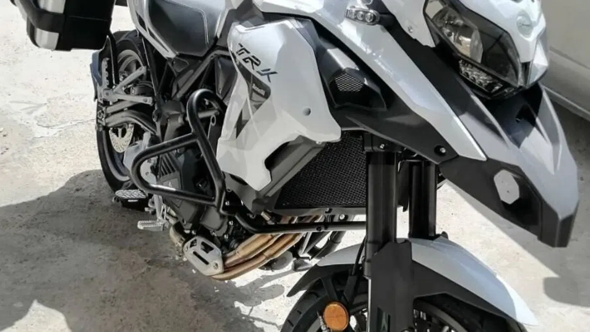 Benelli TRK 502 (2021 - 25)  (2)
