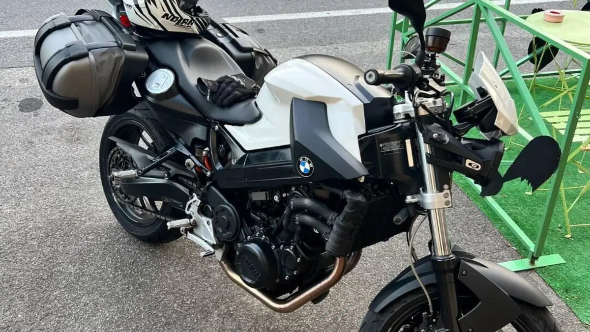 Bmw F 800 R (2009 - 11)  (8)