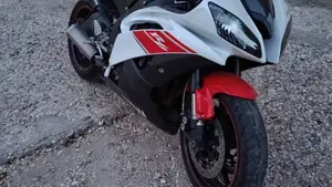 Yamaha YZF R6 (2010 - 16)  (5)