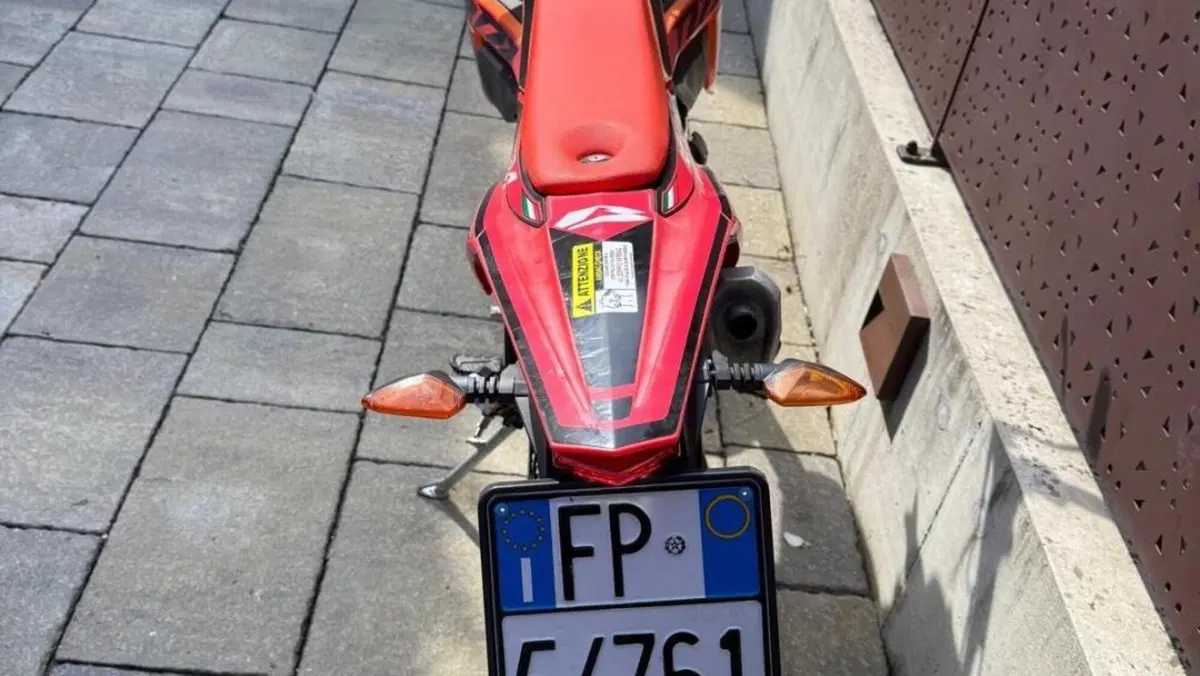Betamotor RR 125 4T Motard T (2023 - 24)  (5)