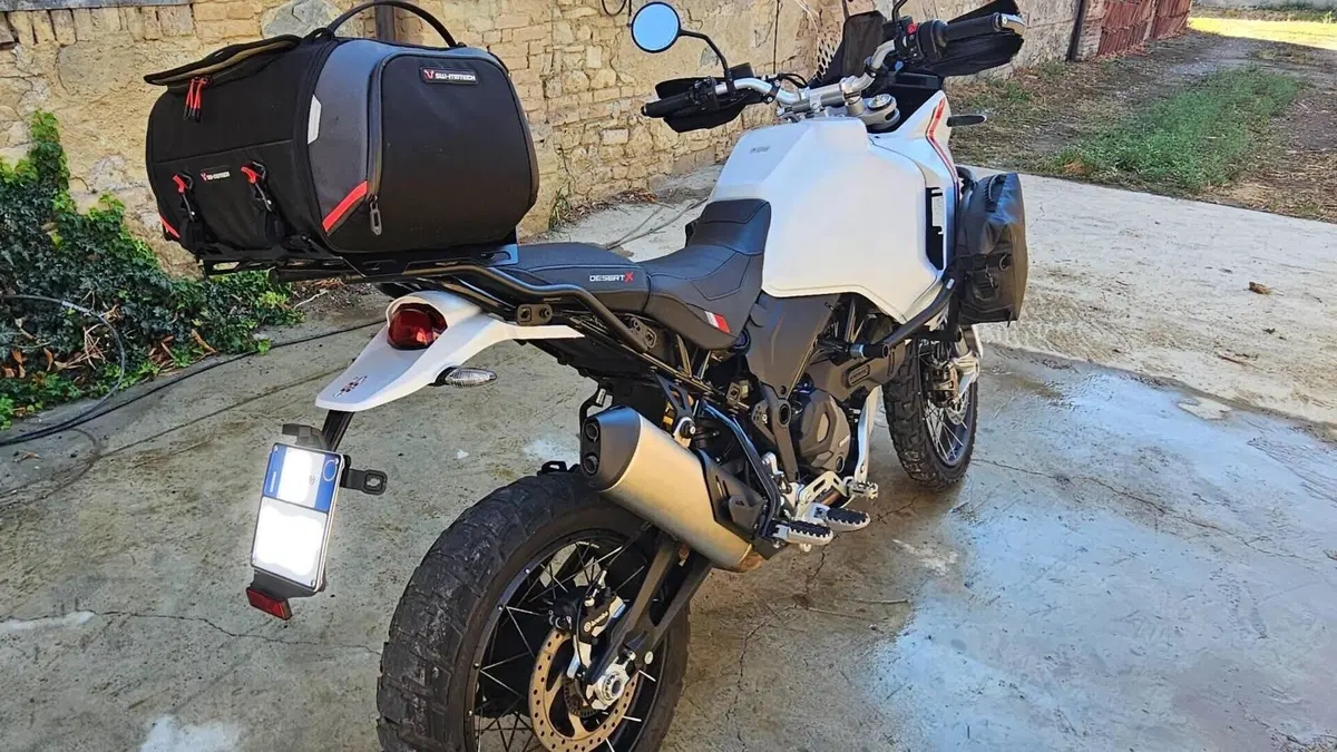 Ducati DesertX (2022 - 25)  (2)