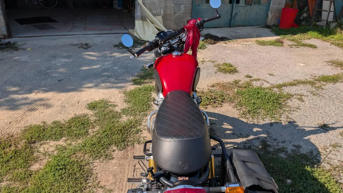 Royal Enfield Interceptor 650 (2019 - 20)  (6)