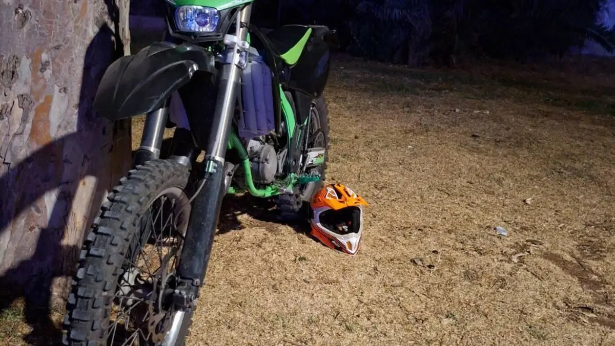 Kawasaki KX125 (1999 - 01)  (3)