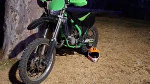 Kawasaki KX125 (1999 - 01)  (4)
