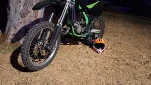 Kawasaki KX125 (1999 - 01)  (5)