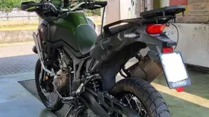 Honda Africa Twin CRF 1000L ABS Travel Edition (2016 - 17)  (4)