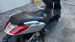 Yamaha X-Max 250 (2007 - 09)  (5)