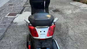 Yamaha X-Max 250 (2007 - 09)  (6)
