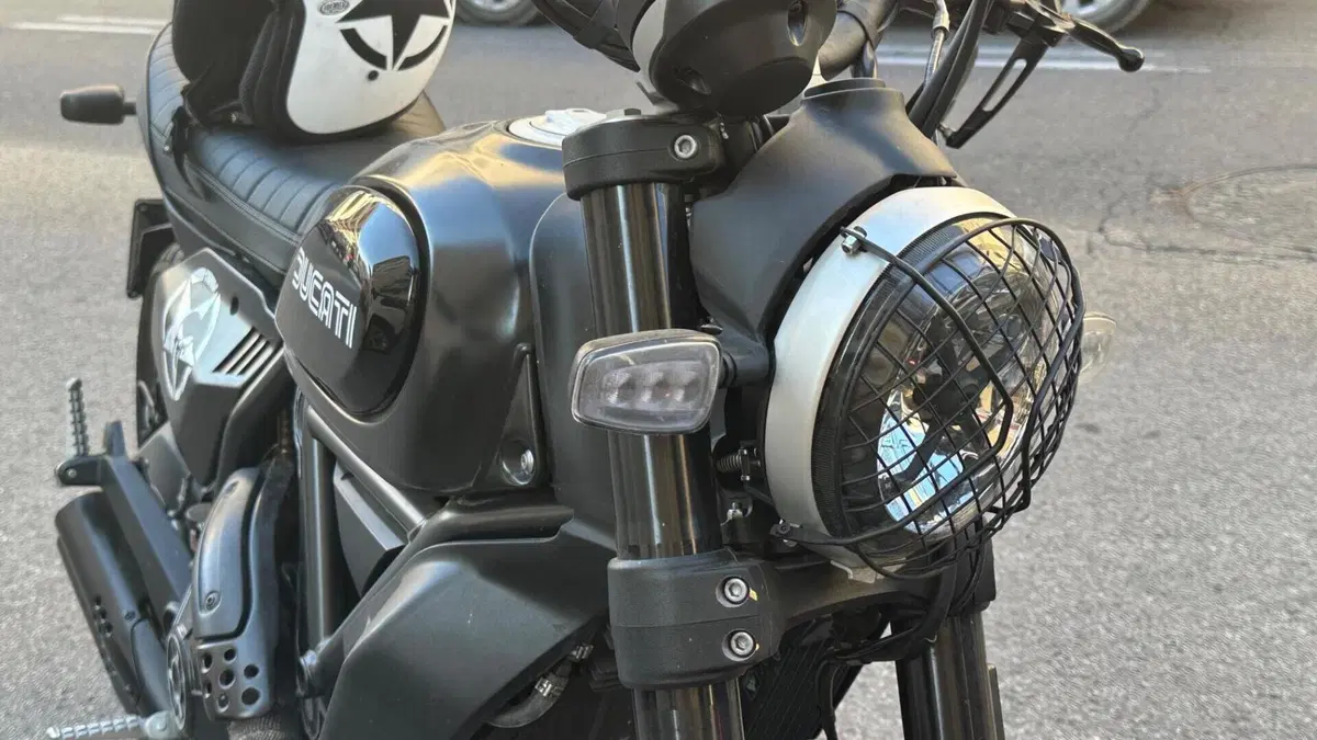 Ducati Scrambler 800 Full Throttle (2017 - 21)  (5)