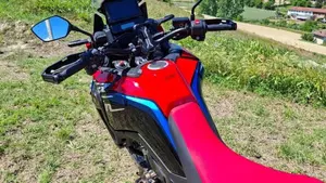 Honda Africa Twin CRF 1100L (2022 - 23)  (8)